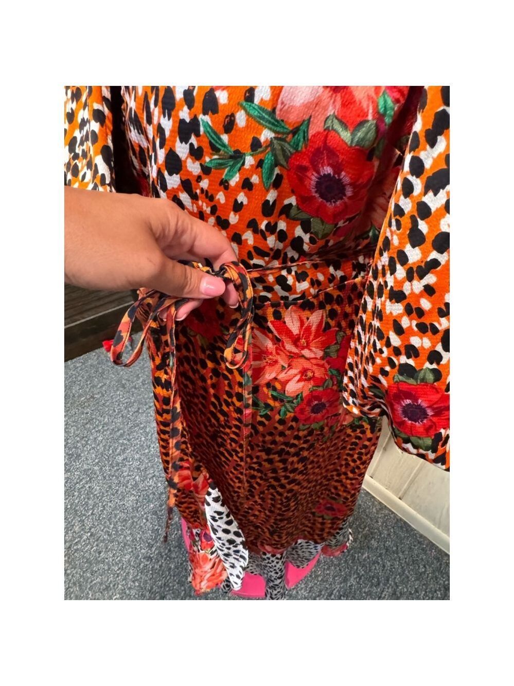Liquorish Women's Wrap Dress Size 14 Orange Black Floral - Picture 5 of 11